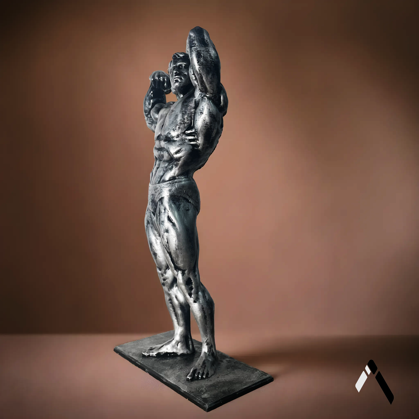 Arnold Schwarzenegger Classic Pose Sculpture