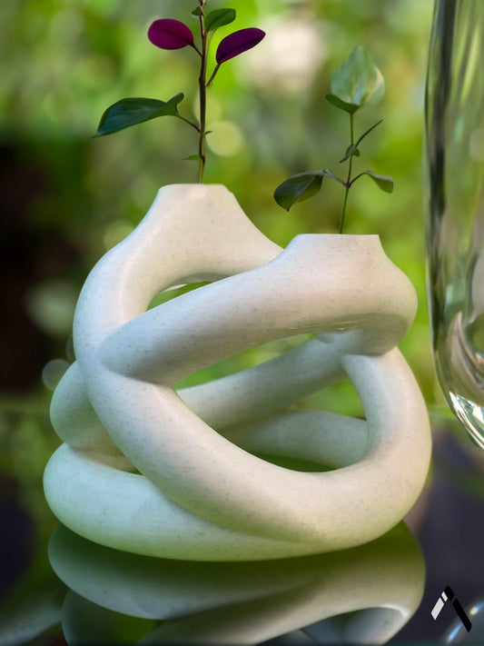 Bohemian ring vase home decor - White color Archadia